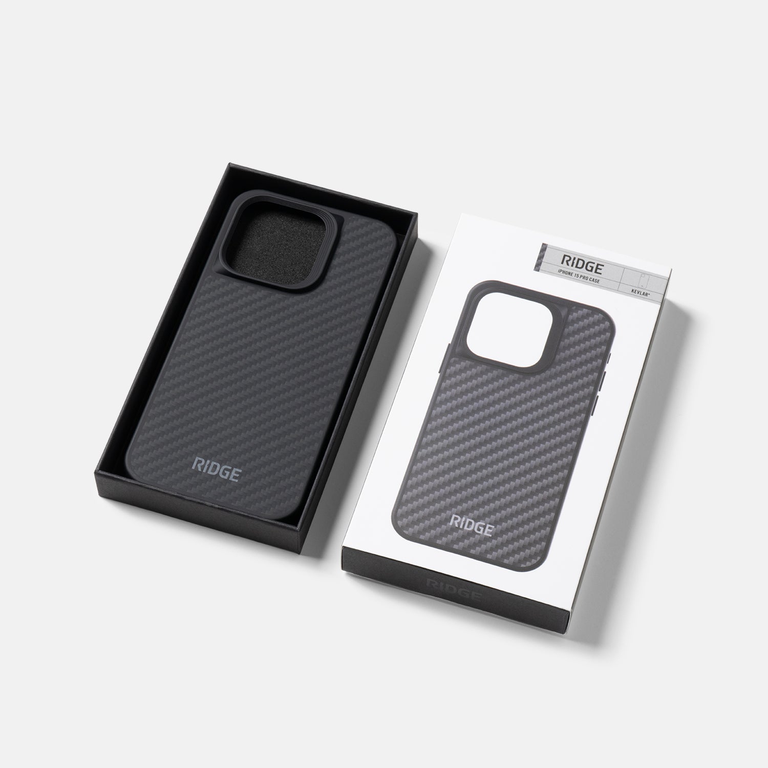 Everyday Phone Case - iPhone 15 Pro - Carbon